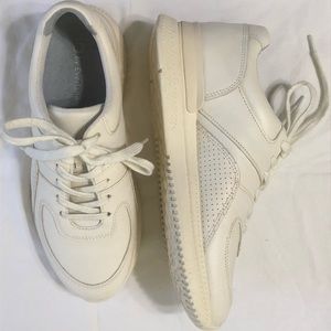 Everlane Sneakers